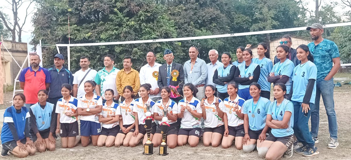 GpgcKotdwar's tweet photo. 4 players of Dr. PDB GPGC Kotdwar Women Volleyball Team to play in the North Zone Team at University of Kashmir during 30.11.23- 03.12.2023
#NorthZoneTournament2023
#StudentSupportAndProgression
#CentreOfExellence
#DepartmentOfPhysicalEducation
#DrPDBHimalayanGovtPGCollegeKotdwar https://t.co/Vcs316HrPm