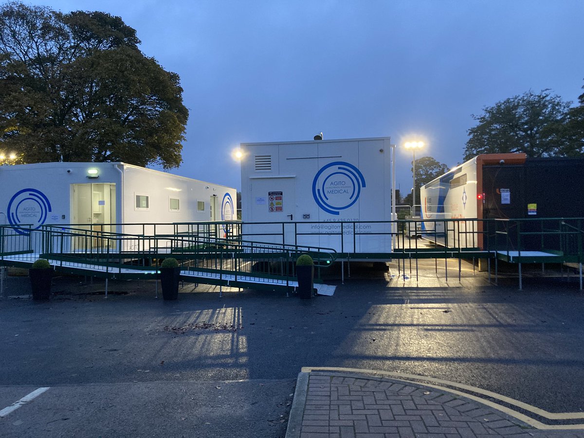 Great to spend the day at Seacroft Hospital @LeedsHospitals and see our fantastic new mobile MRI and CT scanners as part of the Leeds Community Diagnostics Centre programme, delivering faster diagnostics and making a difference to our patients