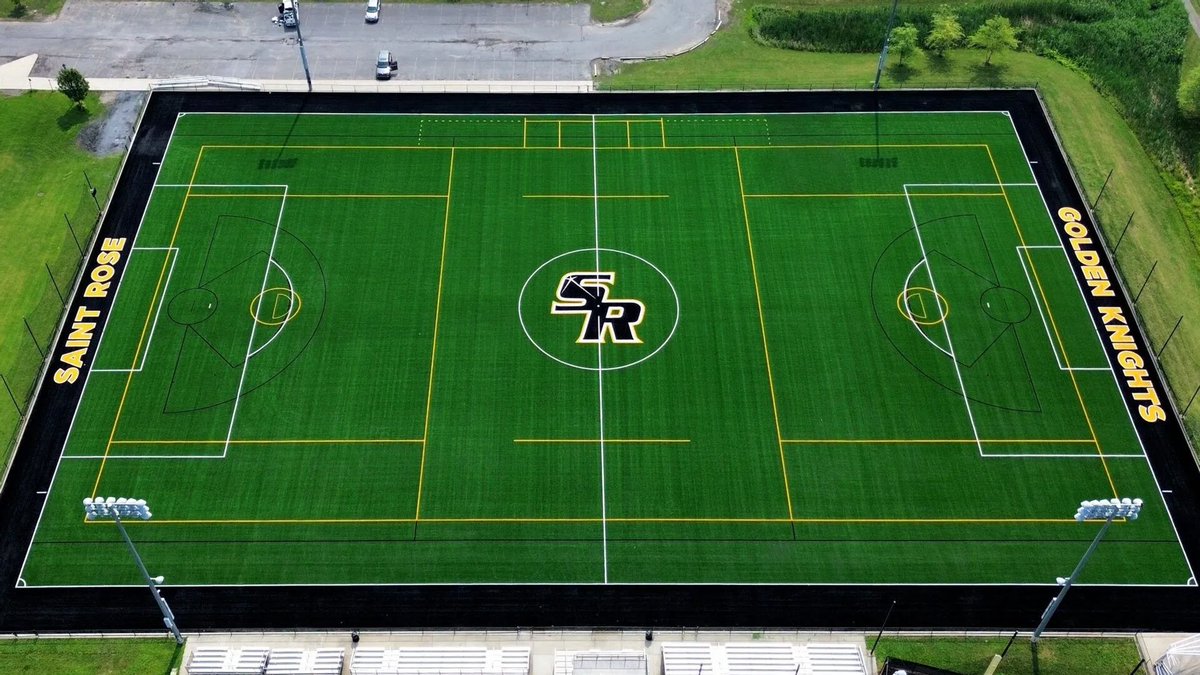 Would loveee to see a corner kick on this field!😏⚽️

This #FacilityFriday is brought to you by the <a href="/gogoldenknights/">Saint Rose Athletics</a>. 

🔗: b.link/1027NCAAD2

#MakeItYours | 📸/ <a href="/gogoldenknights/">Saint Rose Athletics</a>
