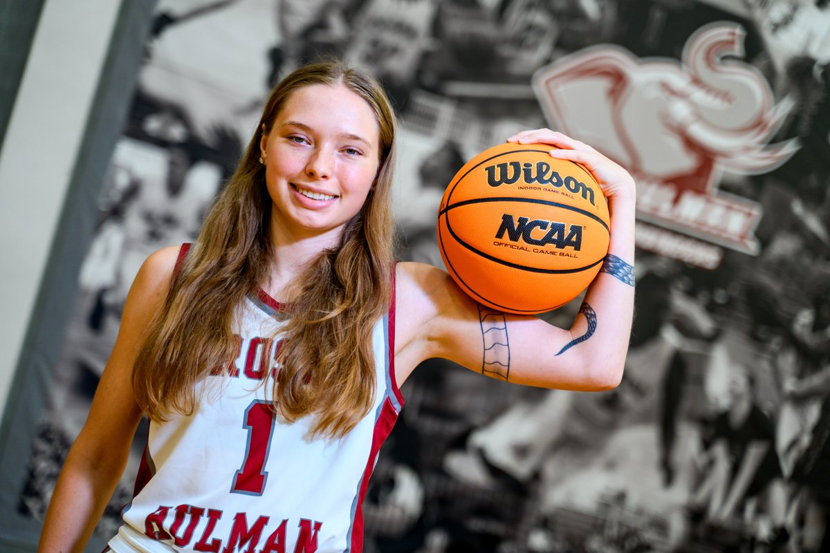 RoseHulman's tweet photo. Our women's basketball team has started preparations for another exciting season on the court, with new coach @CoachDPaul. We're looking forward to supporting the Fightin' Engineers this winter. #rosehulman https://t.co/9m431swZ77