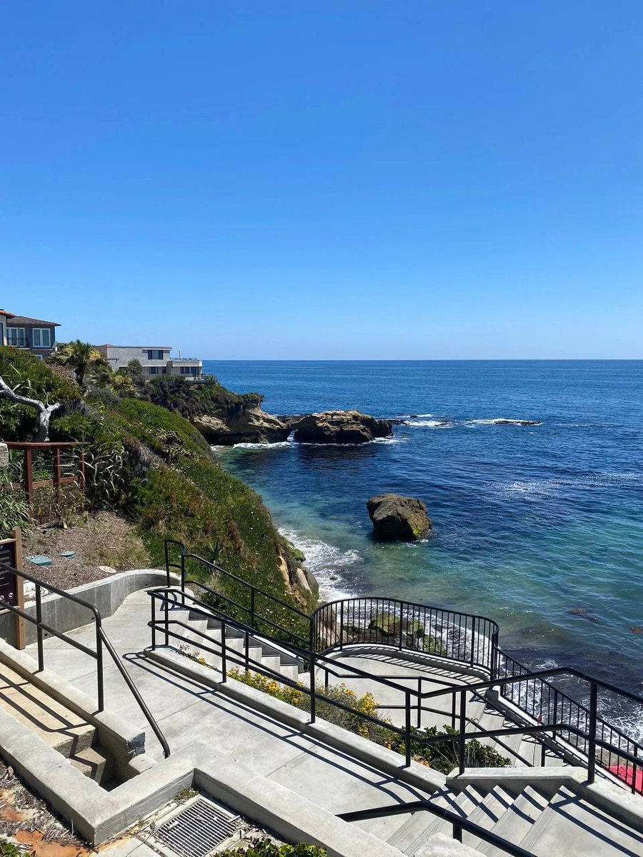 Miller23314's tweet photo. Les meilleures plages de Californie Laguna beach
#sky相方募集 #skyフレンド募集 #Skyrim #Skybri #SkyCL #SkyrimSE #Skytober2023 #SkyForce #night #NightmareSans https://t.co/De0uLwk34V