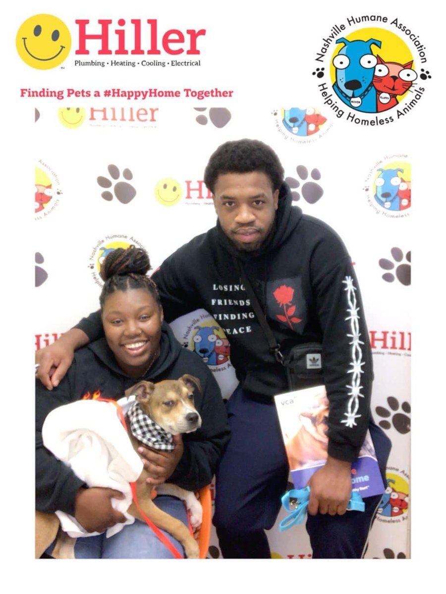 nashvillehumane's tweet photo. Please enjoy this recent #HappyHome Gotcha Day Pic taken in our Front Lobby @HappyHiller #HappyCam Photo Booth! https://t.co/Sp8lMZLsxo