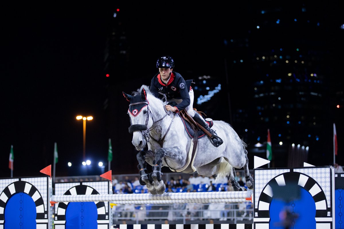 In an amazing atmosphere, the competition continues 🤩🏇
#LonginesGlobalChampionsTour