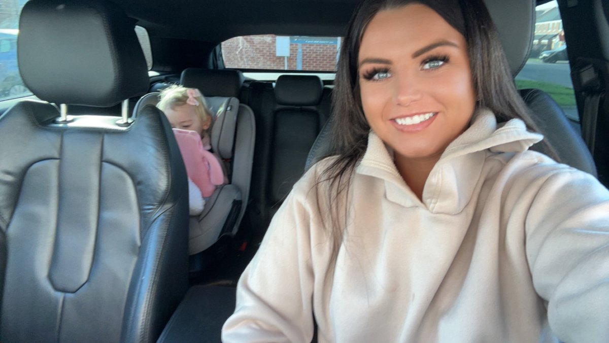 Amymcpartlin95's tweet photo. Love doing life with you two 👩‍👧‍👧🫶🏼 https://t.co/TtXtoJ4y8S