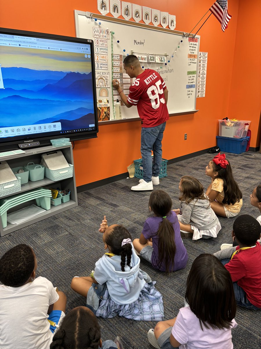 We definitely had one of the best Watch DOGS today ! Thank you so much for being such a great addition to class! @BrosnahanES #firstgradebroncos #broncotough