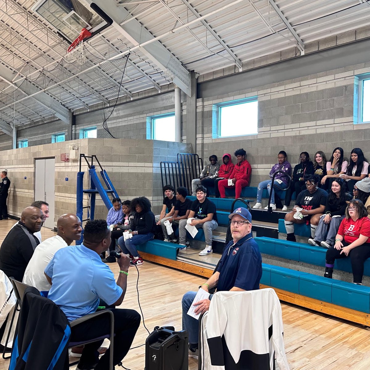 ChicagoRPFPC's tweet image. We had an awesome time at the Annual Who Am I event this past week! 👏 

Thank you to all that came out to support a wonderful cause alongside our guys! We can't wait until next year!

#RPFPC #NFLPAChicago