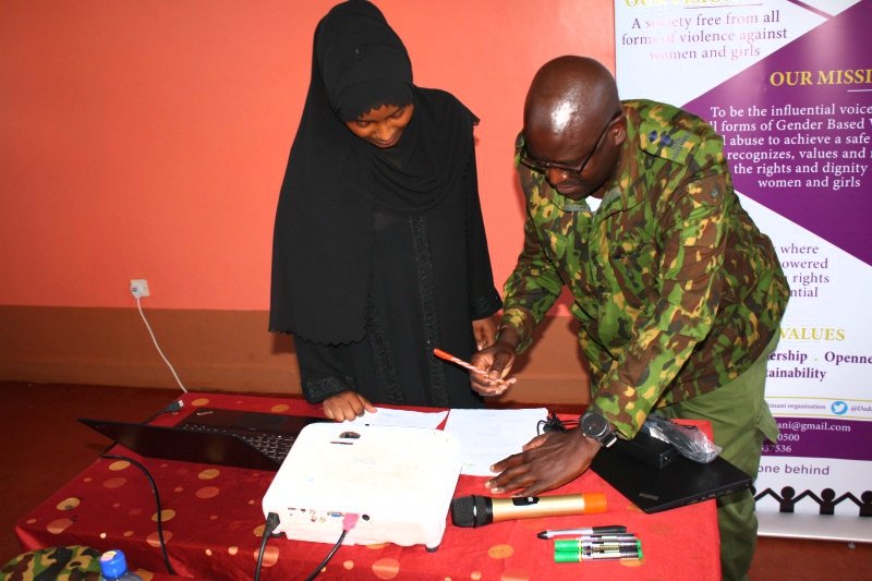 fugicha_jillo's tweet photo. Equipping our gender desk officers with the skills and tools to make a difference! Today we invested in training for gender sensitivity and provided essential laptop to streamline SGBV case management #Hakijangwani #plead2 @EUinKenya @EUAmbKenya @UNDPKenya https://t.co/GtynEwkgnH