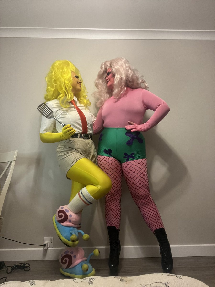 amethyst_amora's tweet photo. if spongebob and patrick were lesbian lovers https://t.co/H0OCjPpXu6