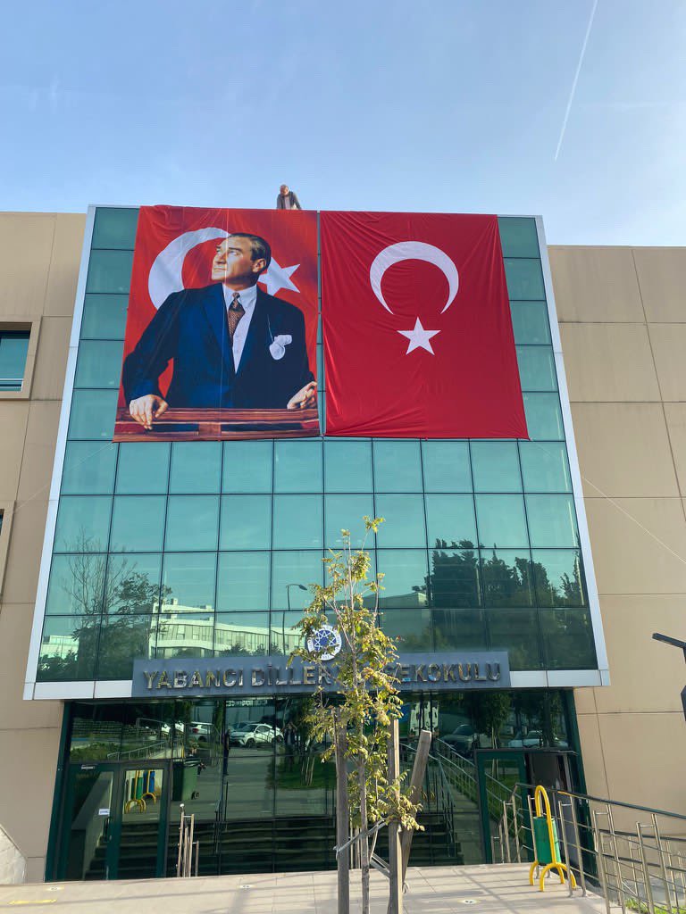 Cumhuriyetimizin 100. Yılı Kutlu Olsun 🇹🇷 

<a href="/YildizEdu/">Yıldız Teknik Üniversitesi</a>