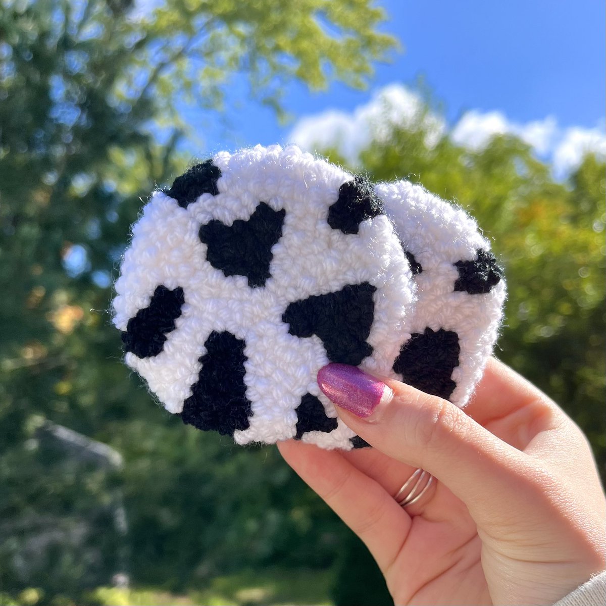 akasha👾 tweet media