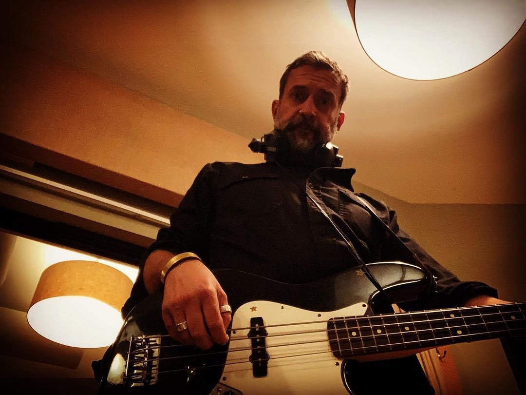 TheFaunsBand's tweet photo. Rehearsals underway at the beautiful @InvadaStudios - check in for gig announcements soon 🖤
#thefauns #bandrehearsal #invadarecords #invadastudios #invada #shoegaze #bristolmusic https://t.co/kvRsurq49O