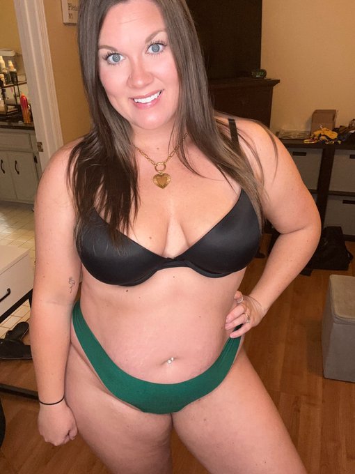 💚💚💚 https://t.co/jAv6Ujvw6z