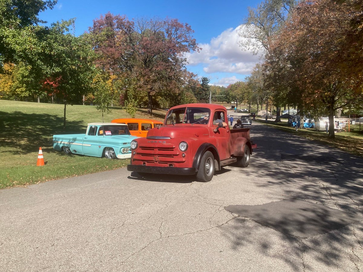 WestRiverHC's tweet photo. West River Friends enjoy an afternoon out and about at the Eville Shindig Vintage Car and Camper Show! https://t.co/miNY1LCNGS