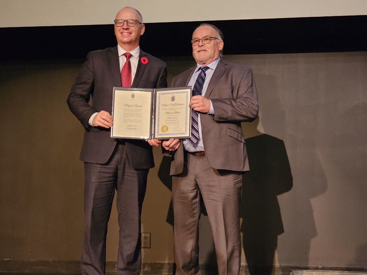 Congratulations to Maurice Allard, former ED of OSVBiz for receiving the Mayor’s Award, recognizing the work he has done in OSVBiz! #osvbiz #osvb #mywinnipeg #smallbusinessworks