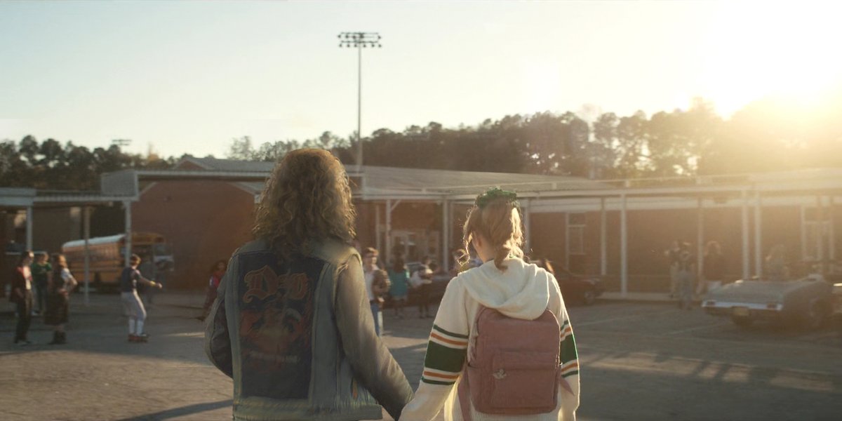 ASm1thee's tweet photo. #hellcheerweek #hellcheerweek2023 Here's the manip I made for today's theme: What If? (MOST of my manips fit this theme, lol!)
What if #EddieMunson & #ChrissyCunningham had started dating before season 4? #Hellcheer #Eddissy #StrangerThings #JosephQuinn #GraceVanDien #MyEdit https://t.co/o9HGOcABpU