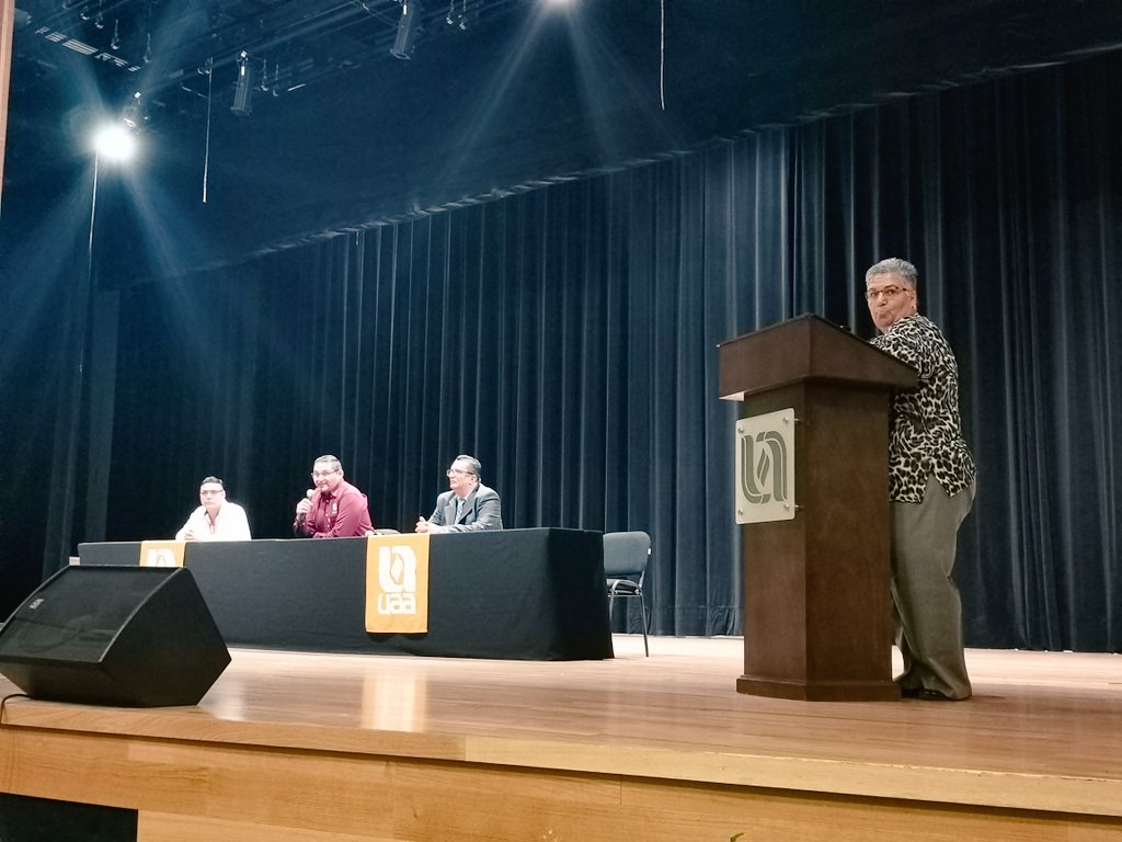 AgsCimat's tweet photo. También con la mesa Mesa Panel “Desarrollando habilidades para el diseño”  con la participación del Ing. Josafat Garay (@cimatoficial), el M.C. Marco Flores Frías (#SensataTechnologies) y el Ing. Ángel de Jesús Pérez Méndez (@CiateqMX). https://t.co/VQmNxY8Jiz