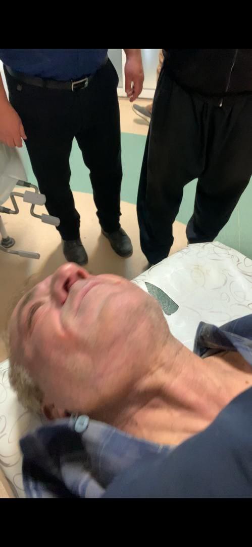 Kolbarnews_En's tweet photo. #Iran #Kurdistan
❗️A gruesome image emerged of the moment the body of "#Idris_PourSadeqi," a resident of #Marivan, was #killed by the #forces of the #Islamic #Republic.
"Idris PourSadeqi," son of #Abdulah, from the village of "Naneh" in the outskirts of #Marivan, was shot dead by security forces, and his body, with hands tied, was found in the Gerdalan River of Marivan by the local people.
#Kolbarnews
#JinaAmini
#MahsaAmini
#protest