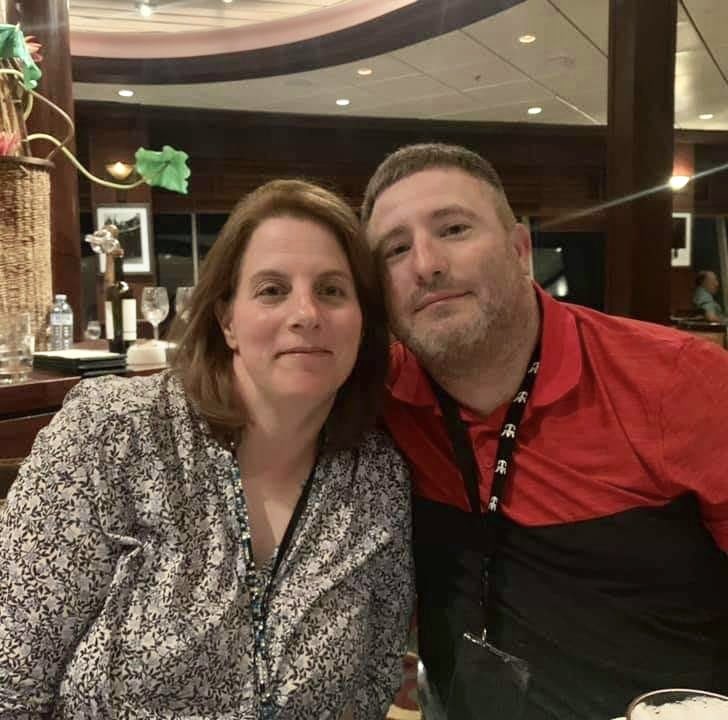 ImMeme0's tweet photo. A white US veteran was murdered by a black women in Philly yesterday. 

Zhontay Capers shot up Bernard Gribbin who was an on-duty SEPTA bus driver 6 times before getting off the bus. 

You didn’t hear about this story because it doesn’t fit their narrative. https://t.co/3CDCHJ5etL
