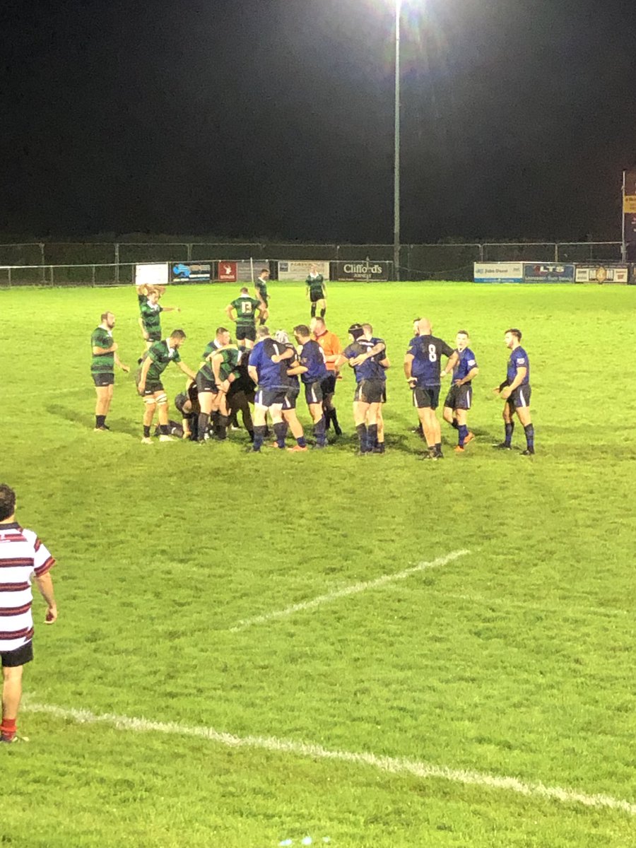 Tonight D&amp;C police are playing Essex - Live at Launceston… and they’re doing rather well!!!