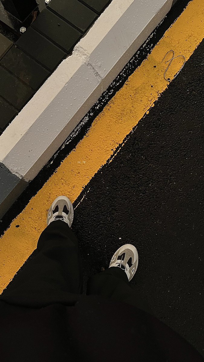 GL_7B's tweet image. Rain cannot fall without clouds