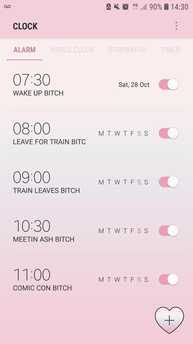 comic con tomorroooow i'm so excited!!

my alarms are very normal actually