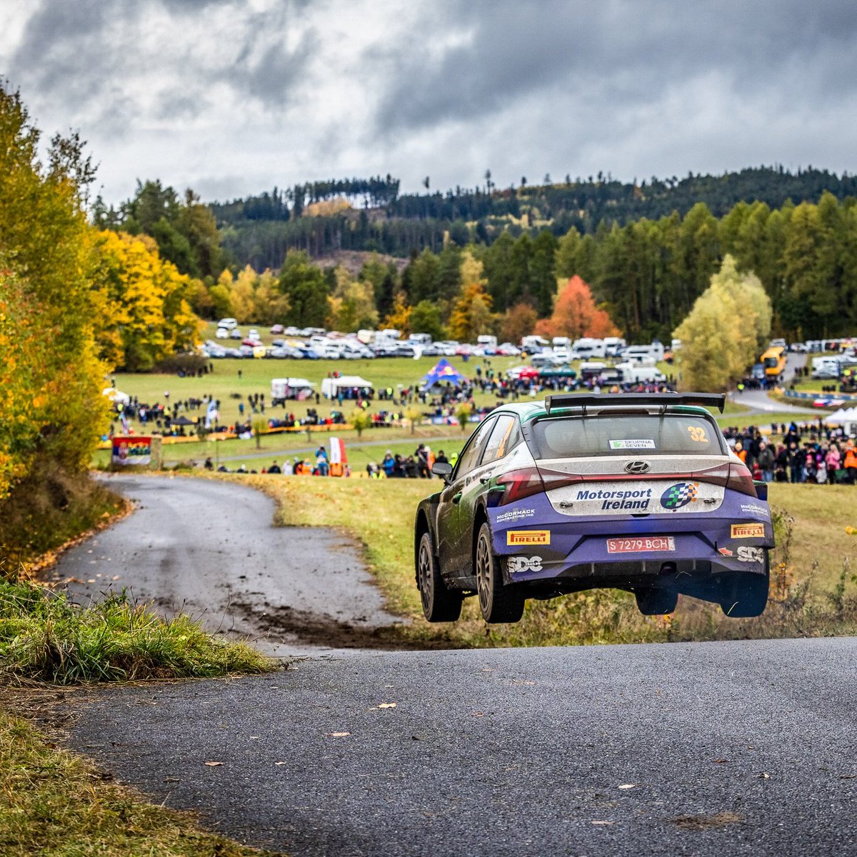📌 #WRC 🇩🇪 / 🇨🇿 / 🇦🇹
🤯 That was the trickiest day in the WRC to date. The conditions were like nothing  I've experienced - every mile was changeable.

Most importantly - it was a clean run which was the aim today.
Tomorrow we go into 🇩🇪 &amp; 🇦🇹, I like those stages!
#MIRallyAcademy