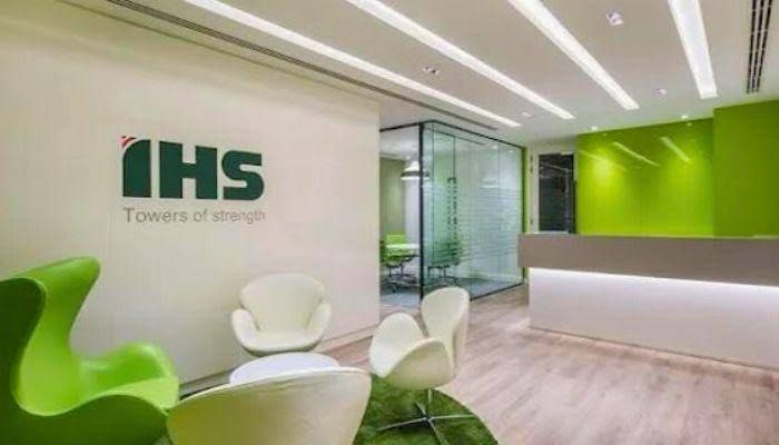 TheYemiKing's tweet photo. We all love teachers that inspire their students and new generations.

Do you know any? Then tell them of this amazing opportunity from IHS Holding Limited @IHSTowers in conjuction with Limitless Space Institute (LSI)  to train teachers.

Not students, but the teachers themselves https://t.co/gFJ8PGGxNk