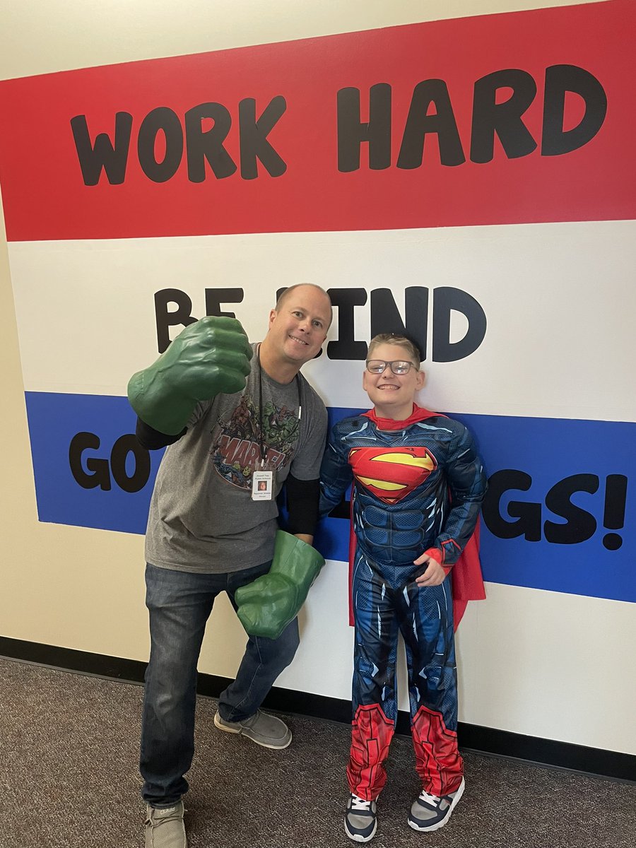 kroberto627's tweet image. What a “SUPER” way to end our week 💪🏼!@HowellMemorial
