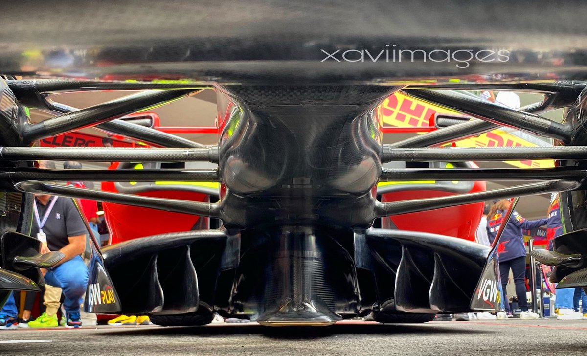 xavigazquez's tweet image. Hi guys, #aeroporn from Ferrari 😜😜
.
#xaviimages 📸🏎️ #F1photographer
.
grainingf1.com #MexicanGP #F1
.
#F1Tech #aero
.