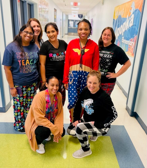 ApopkaES_OCPS's tweet photo. Our teachers and staff members love pajama day! #ocps #ocpsmeanssuccess #RedRibbonWeek https://t.co/ML7lb3nuPM