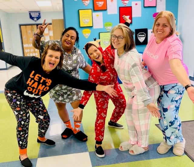 ApopkaES_OCPS's tweet photo. Our teachers and staff members love pajama day! #ocps #ocpsmeanssuccess #RedRibbonWeek https://t.co/ML7lb3nuPM