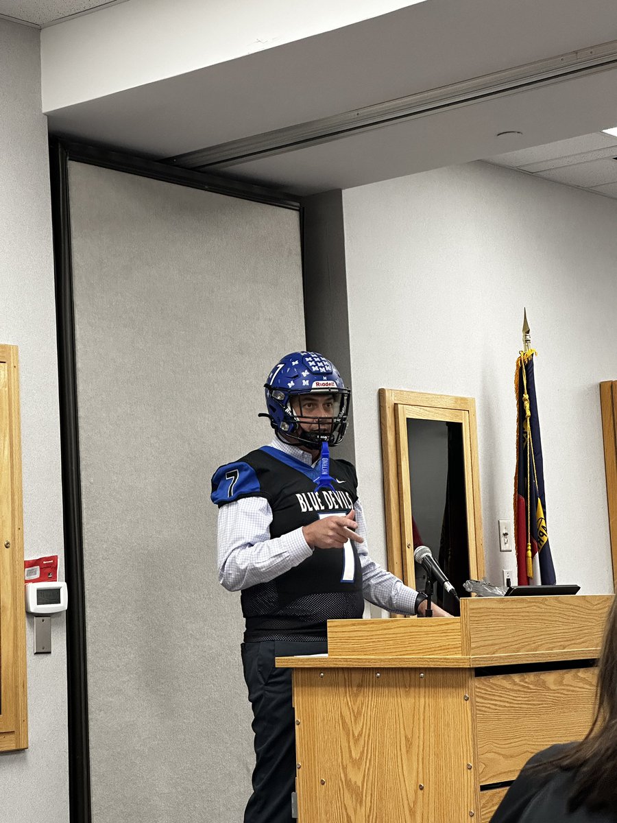 𝕋𝕖𝕣𝕣𝕚 ℍ𝕒𝕝𝕝, ℂ𝔼𝕋𝕃® tweet media