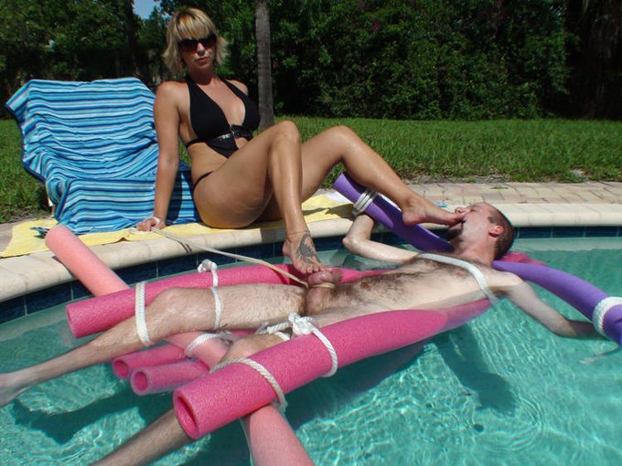 I really wish I had a place to do #waterbondage.  I wish I could do this or some sort of water bondage<a href="/tag/waterbondage"class="tags">#waterbondage</a>