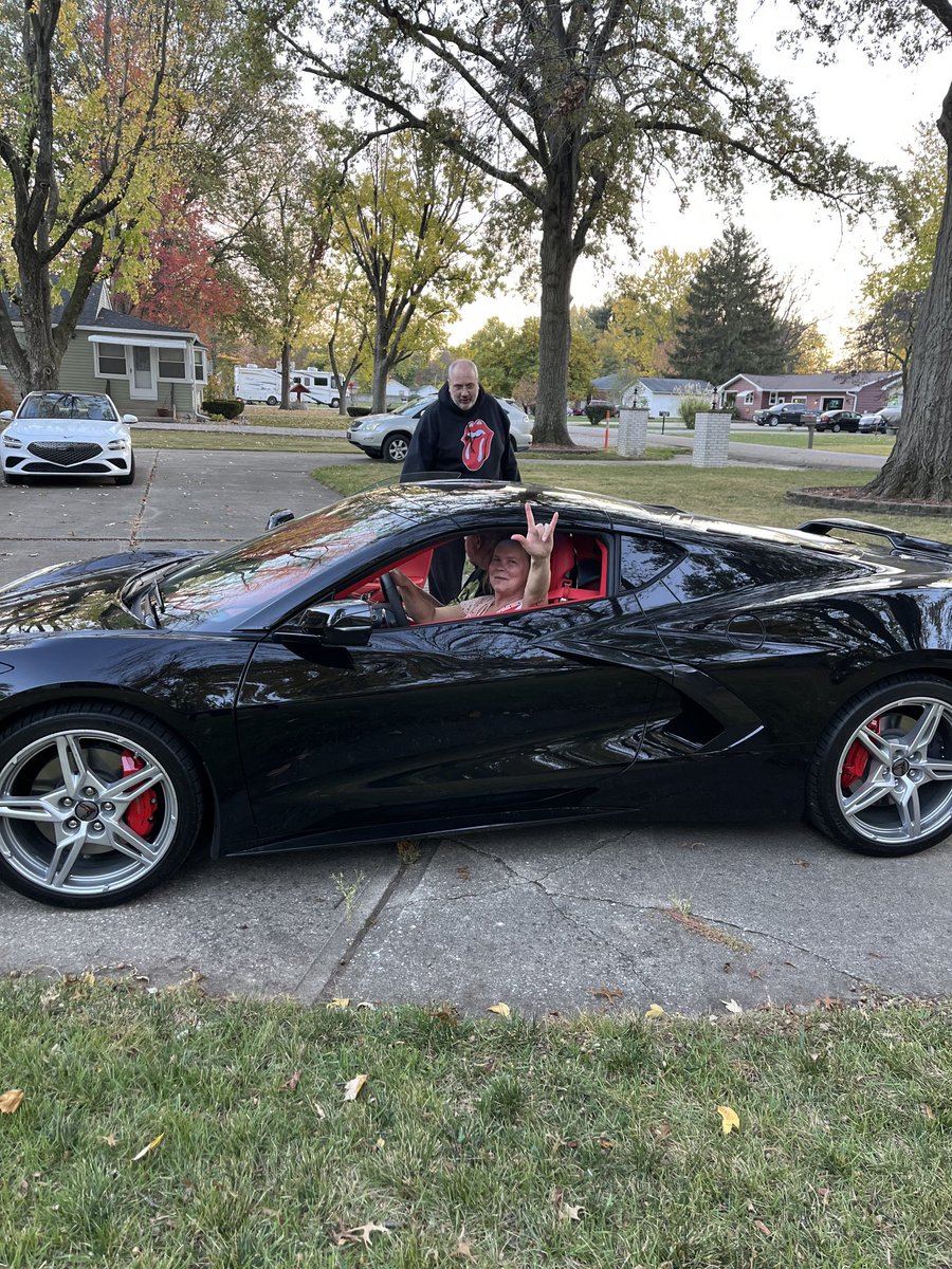 Jerryisles's tweet photo. Just another Friday night at the Isles Pad! Andreas going joyriding!😳 https://t.co/AEA9Xp6yzN