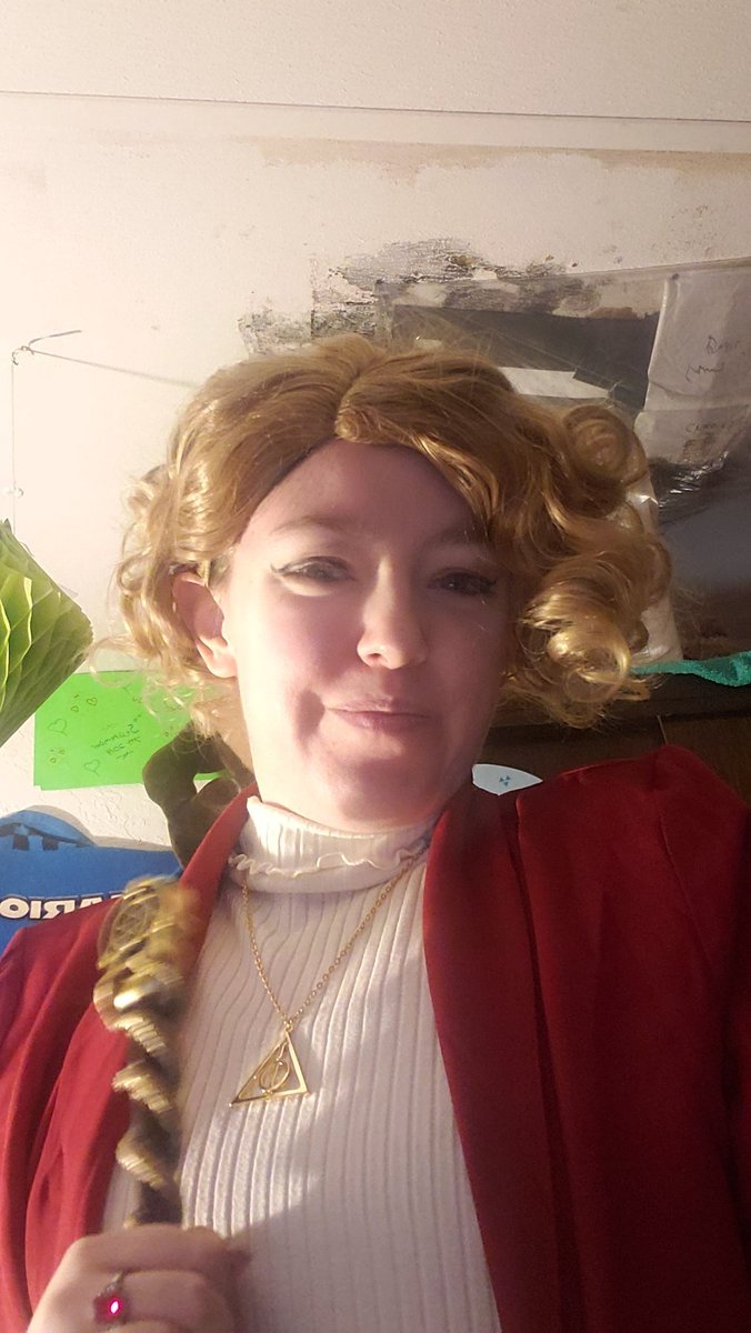 AshForeverGoth's tweet photo. Cosplaying as Morgyn Ember from the Sims 4 Realm of Magic🪄
#thesims4realmofmagic #morgynember #sage #untamedsage #cosplay https://t.co/LkmGc2YM8v