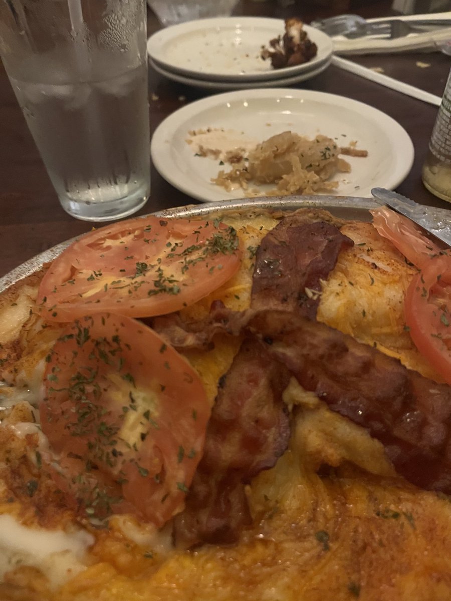 fogle003's tweet photo. Louisville #HotBrownWeek. Yummy!
#Rubbies https://t.co/w7t7k5KVA7