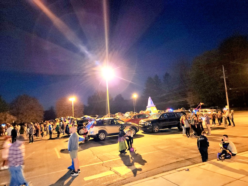 Thank you to our PTO and ALL of our families for planning a fun and exciting Trunk-or-Treat! Our students and families are having a great time while enjoying Fall weather! Thank you for bringing canned food that we'll donate to Kennett Area Community Service! <a href="/KCSDDistrict/">KCSD</a>