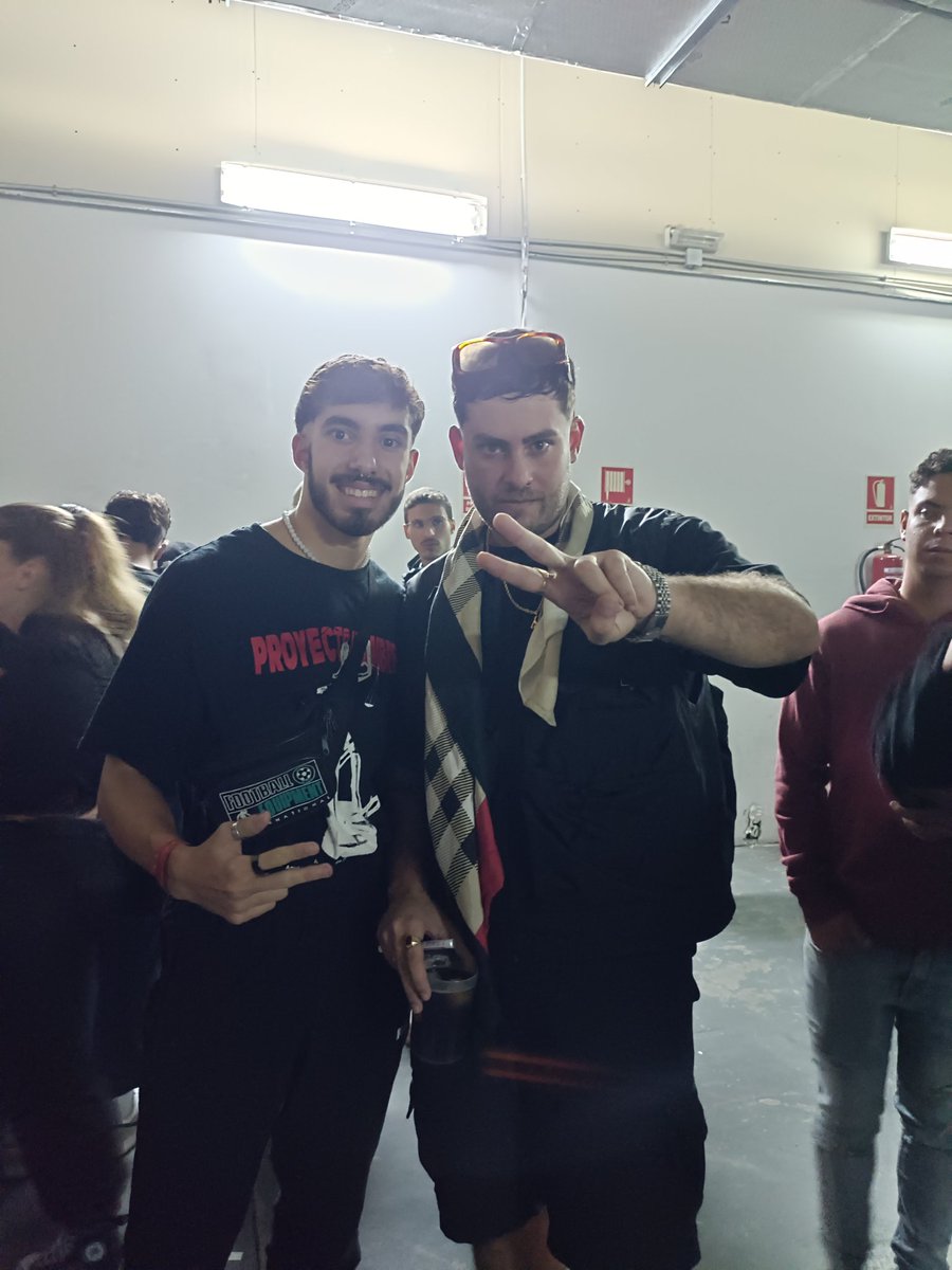 _dariogalindoo's tweet photo. Muchas gracias Delaossa, recuerdo❤️‍🩹 https://t.co/Iybt5FPER3
