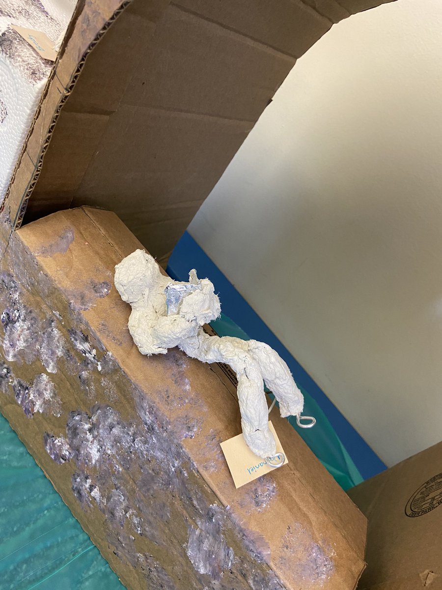 One of my favorite armatures of the fountain project relaxing reading a book 🥰