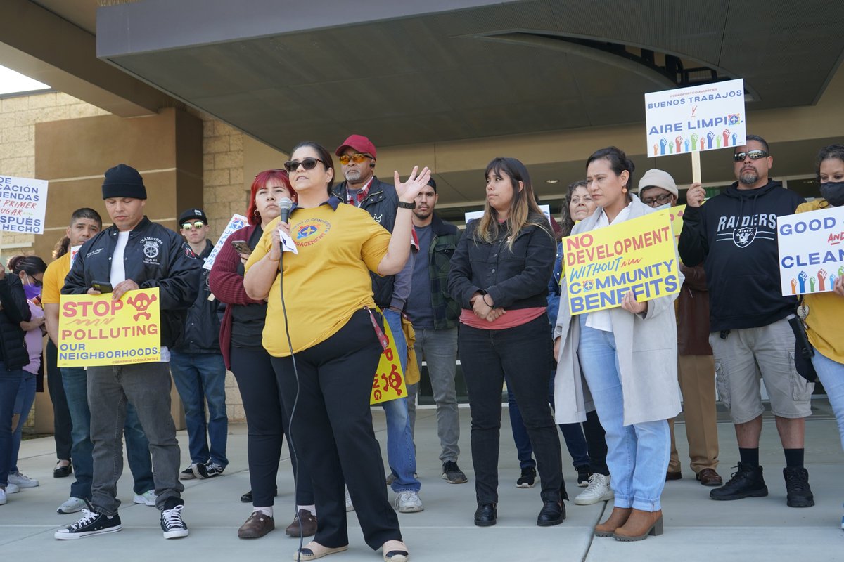 <a href="/SBACommunities/">San Bernardino Airport Communities</a> was there to support them, even while battling a new plan to develop more warehouses around the airport and displace residents in the process. Meanwhile, <a href="/ieamazonworkers/">KSBD Amazon Teamsters</a> is continuing to build worker power! (5/7)