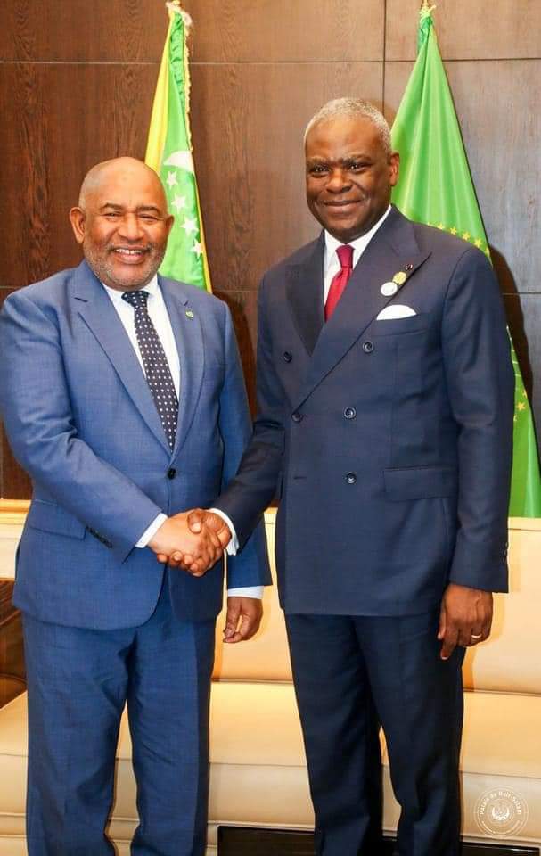jmthystere's tweet photo. Le Président comorien, Son Excellence Monsieur Azali Assoumani est à Brazzaville, pour le sommet des 3 bassins forestiers tropicaux. 
#Sommet3bassins. 
#S3B https://t.co/BviCyfKZsY