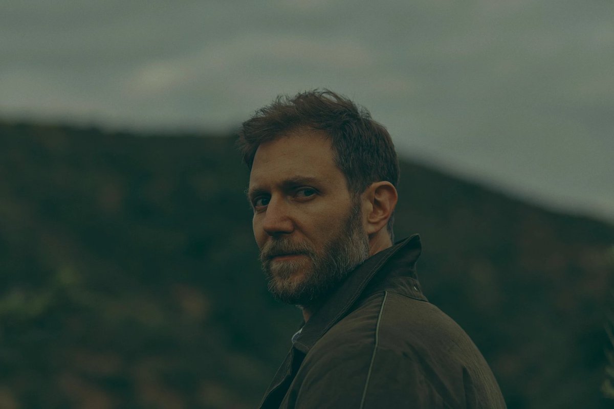 <a href="/_EddieBerman/">Eddie Berman</a> takes time to discuss in detail the writing, recording and music on his upcoming album #SignalFire, slated to release on January 19th via <a href="/NettwerkMusic/">Nettwerk Music Group</a>.
🔗: v13.net/2023/10/eddie-…
#EddieBerman #SignalFire #NewMusic