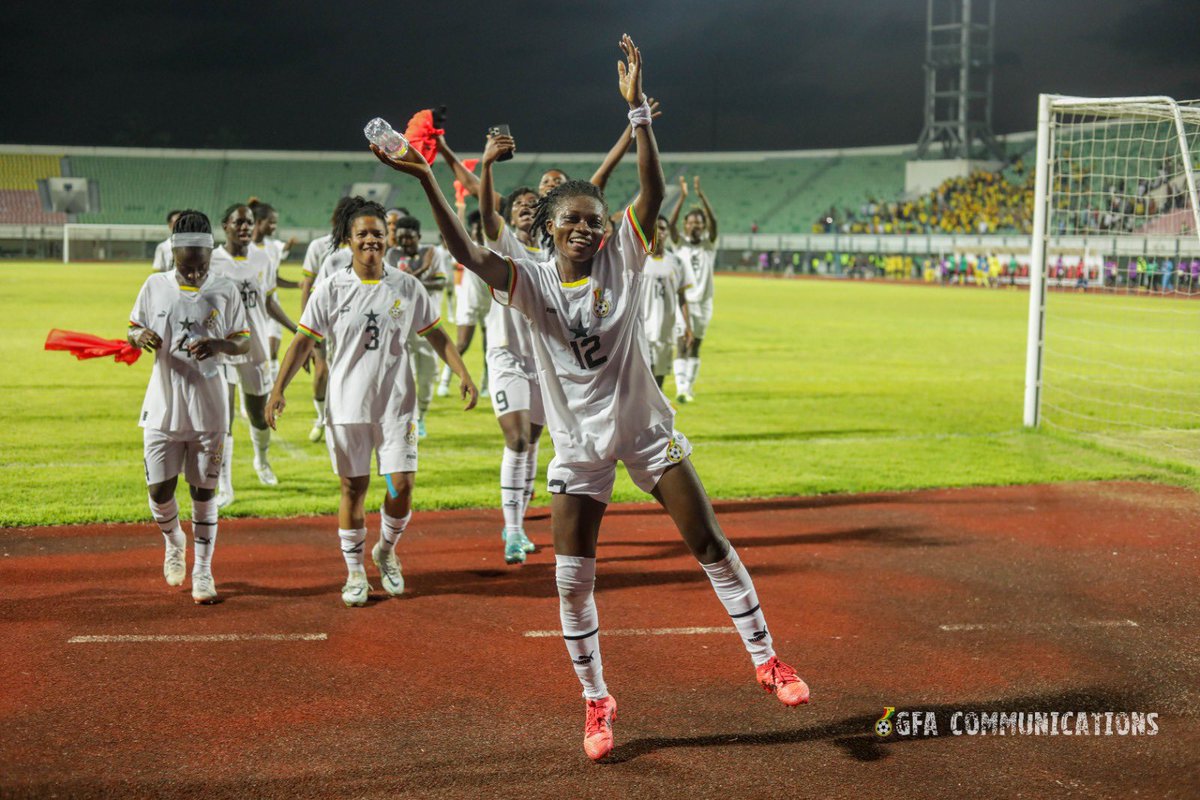 GhanaWNT's tweet photo. We are humbled and continue to say thank you Ghana for rallying around the flag 🇬🇭 

#MissionVolta🔛
#ShineBlackQueens ✨🇬🇭 
#BringBackTheLove 💕 https://t.co/5Uyz9GDgRu