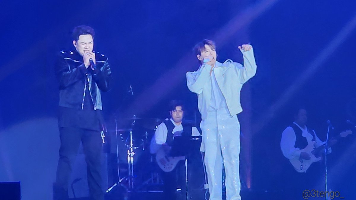 3tengo_'s tweet photo. #kangsomm
#KristPerawat
#TheKristElementsConcertD2 https://t.co/LbmtPWUYTP