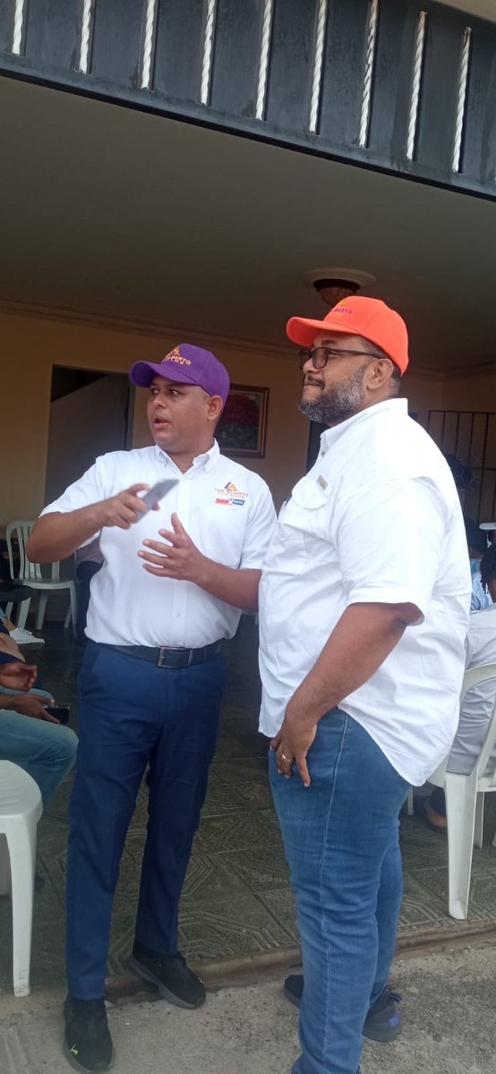 CabilmaCon's tweet photo. Luis Alberto es juventud y hoy acompañado de esta gran cantidad de jóvenes demuestra que el futuro le pertenece a quien cree en el poder de la juventud. @AlbertoTejeda_ 

#LuisAbertoSDE
#Circunscripcion2SDE https://t.co/jJtkjpsL5q