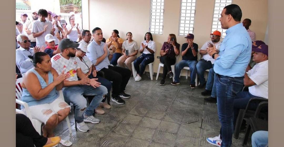 CabilmaCon's tweet photo. Luis Alberto es juventud y hoy acompañado de esta gran cantidad de jóvenes demuestra que el futuro le pertenece a quien cree en el poder de la juventud. @AlbertoTejeda_ 

#LuisAbertoSDE
#Circunscripcion2SDE https://t.co/jJtkjpsL5q