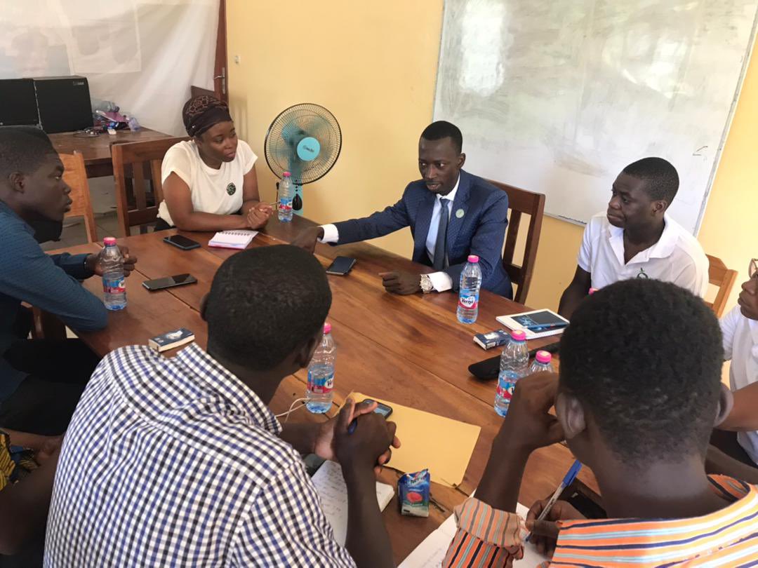 Très heureux de rencontrer monsieur Issa <a href="/badoissa/">Issa BADO</a> de <a href="/IFDD_OIF/">IFDD</a>, qui s’est permis de partager son expérience de volontariat et négociateur francophones des #CoP avec les jeunes leaders togolais

<a href="/COP28_UAE/">COP28 UAE</a> 
<a href="/AJECC4/">AJECC</a> 
<a href="/ojedd_global/">OJEDD INTERNATIONAL</a> 
<a href="/AfriqueEco2100/">Afrique Eco 2100</a> 
<a href="/350Africa/">350 Africa</a>