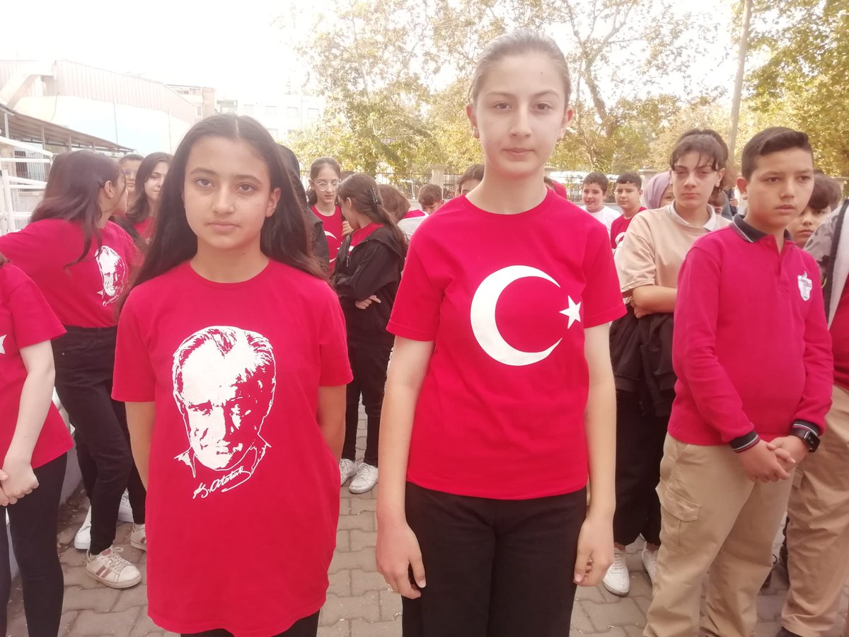 Cumhuriyetimizin 100.yılı kutlu olsun.
Nice 100 yıllara...
<a href="/m_ugurelli/">Mehmet UĞURELLİ</a> 
<a href="/mehmett_olmez/">Mehmet Ölmez</a> 
<a href="/il_mem_45/">Manisa İl Millî Eğitim Müdürlüğü</a> 
<a href="/IlceTurgutlu/">Turgutlu İlçe Milli Eğitim Müdürlüğü</a> 
<a href="/kadirselahatink/">Kadir Selahattin KARABACAK</a> 
<a href="/semptomikgny/">güney durmaz</a>