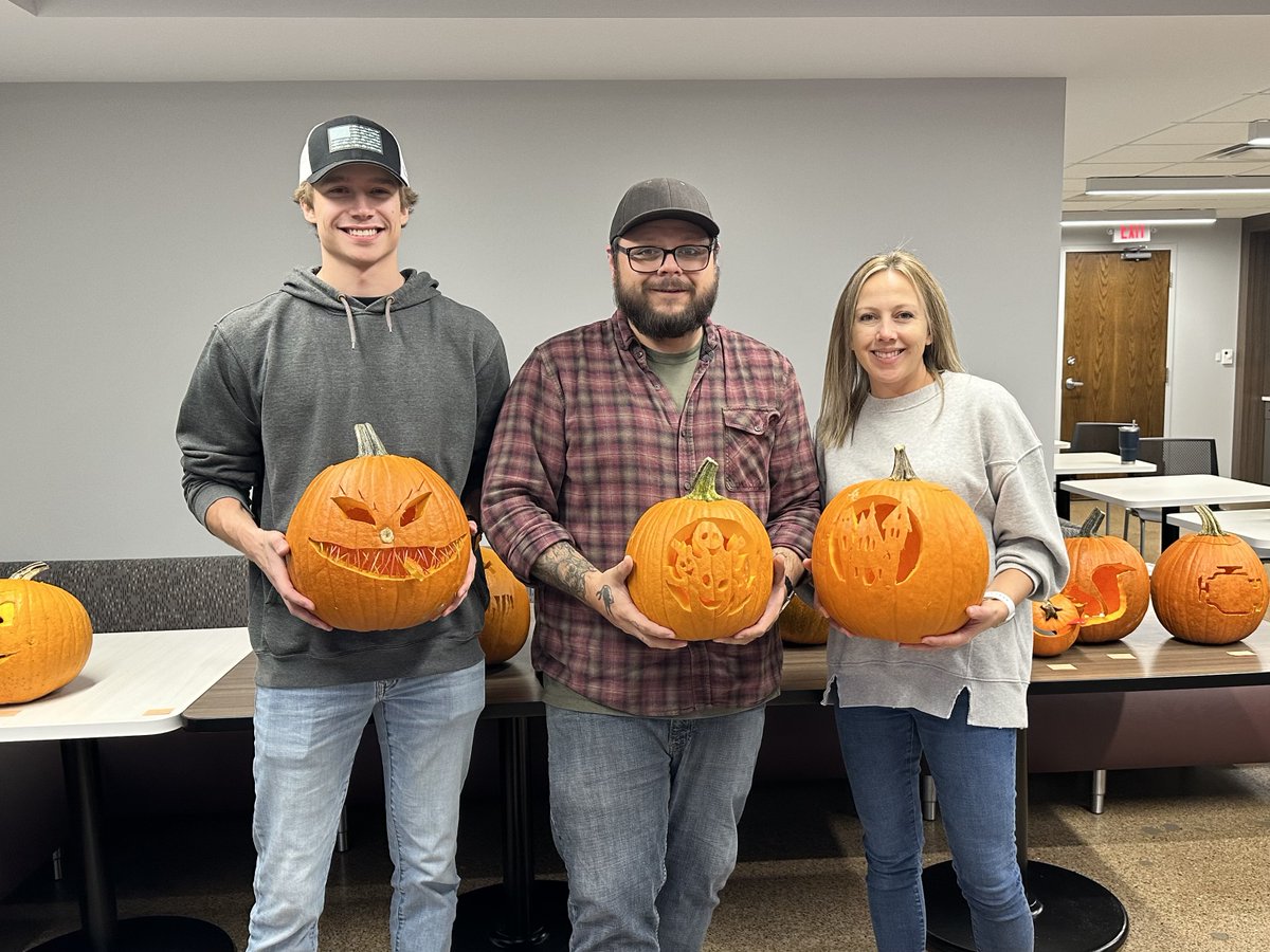 elder_jones_gc's tweet photo. Happy Halloween weekend from Elder-Jones! Check out the talented pumpkin carvers we have at the E-J office!
https://t.co/PCGpcQ9idE
#elderjones #construction #generalcontractor #GC #HappyHalloween https://t.co/7chiVW2bz6