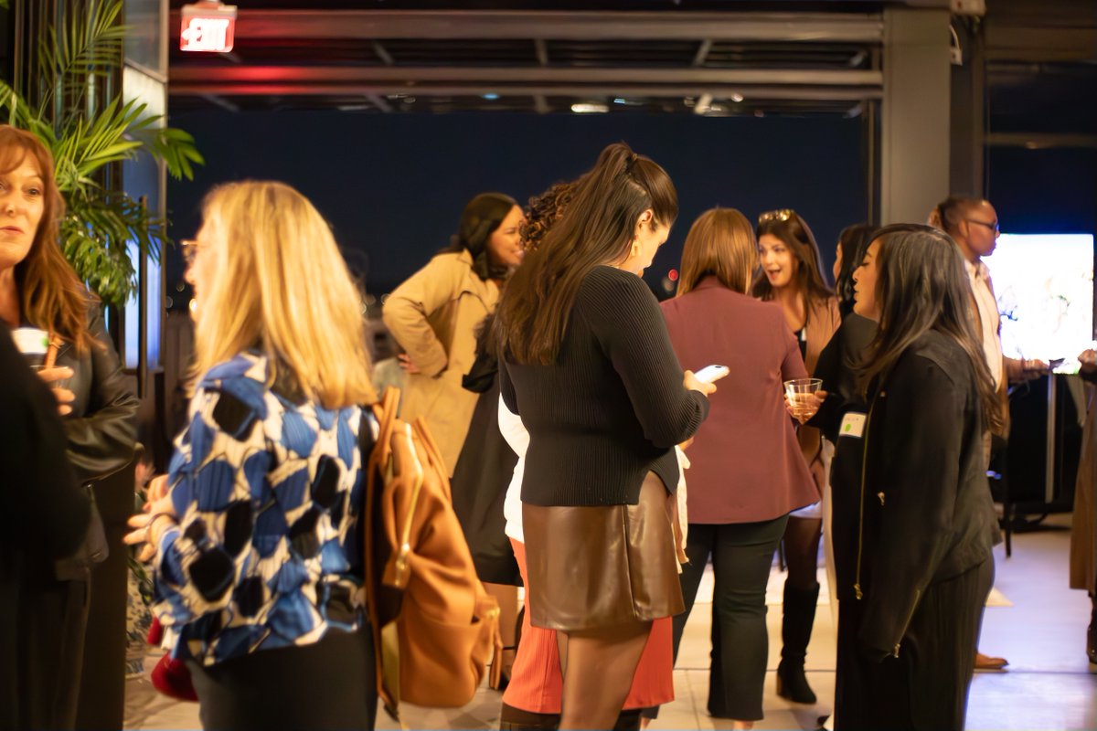 ReloShare tweet media